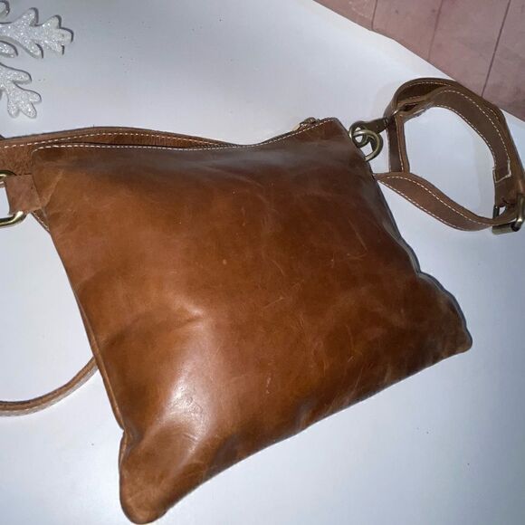 UNOETH Leather Crossbody Brown Small - Picture 7 of 10